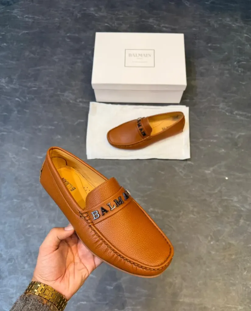 Balmain Paris loafer  (40)