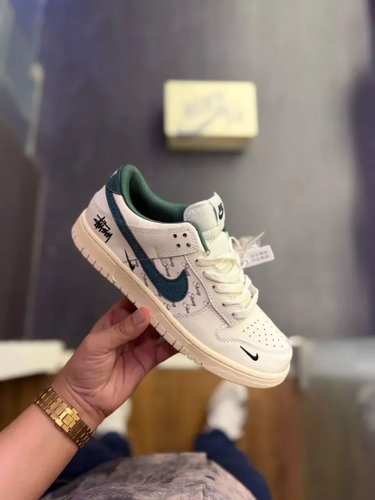 Nike SB Dunk stussy white green  (40)
