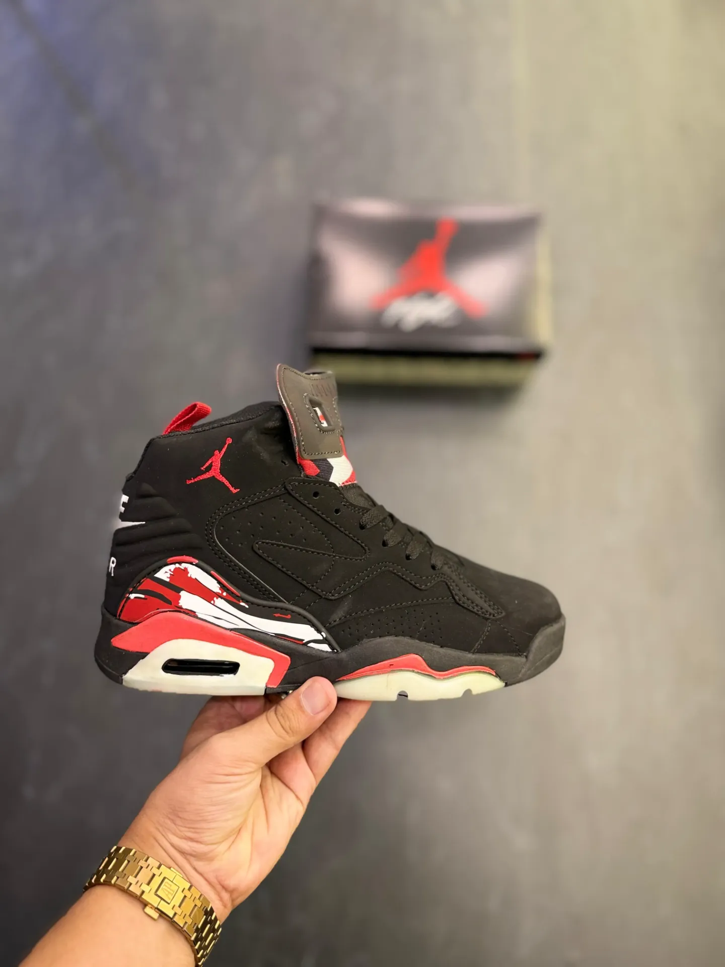 Air Jordans Retro 6 Jumpman MVP black red