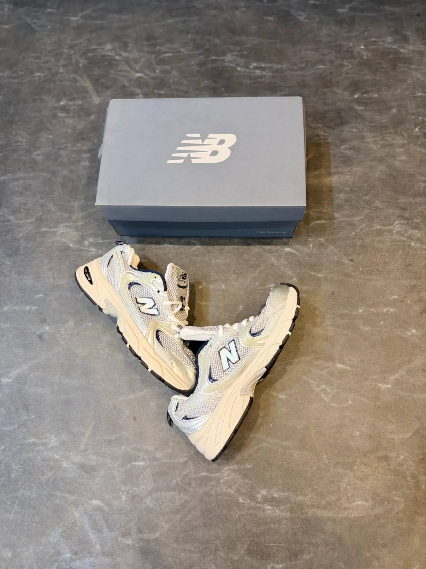 New Balance 530 Silver navy