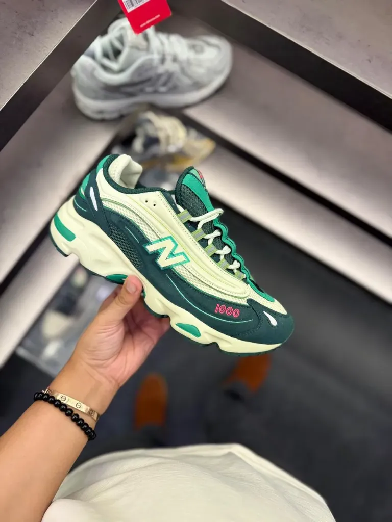 New balance 1000 beluga cream green