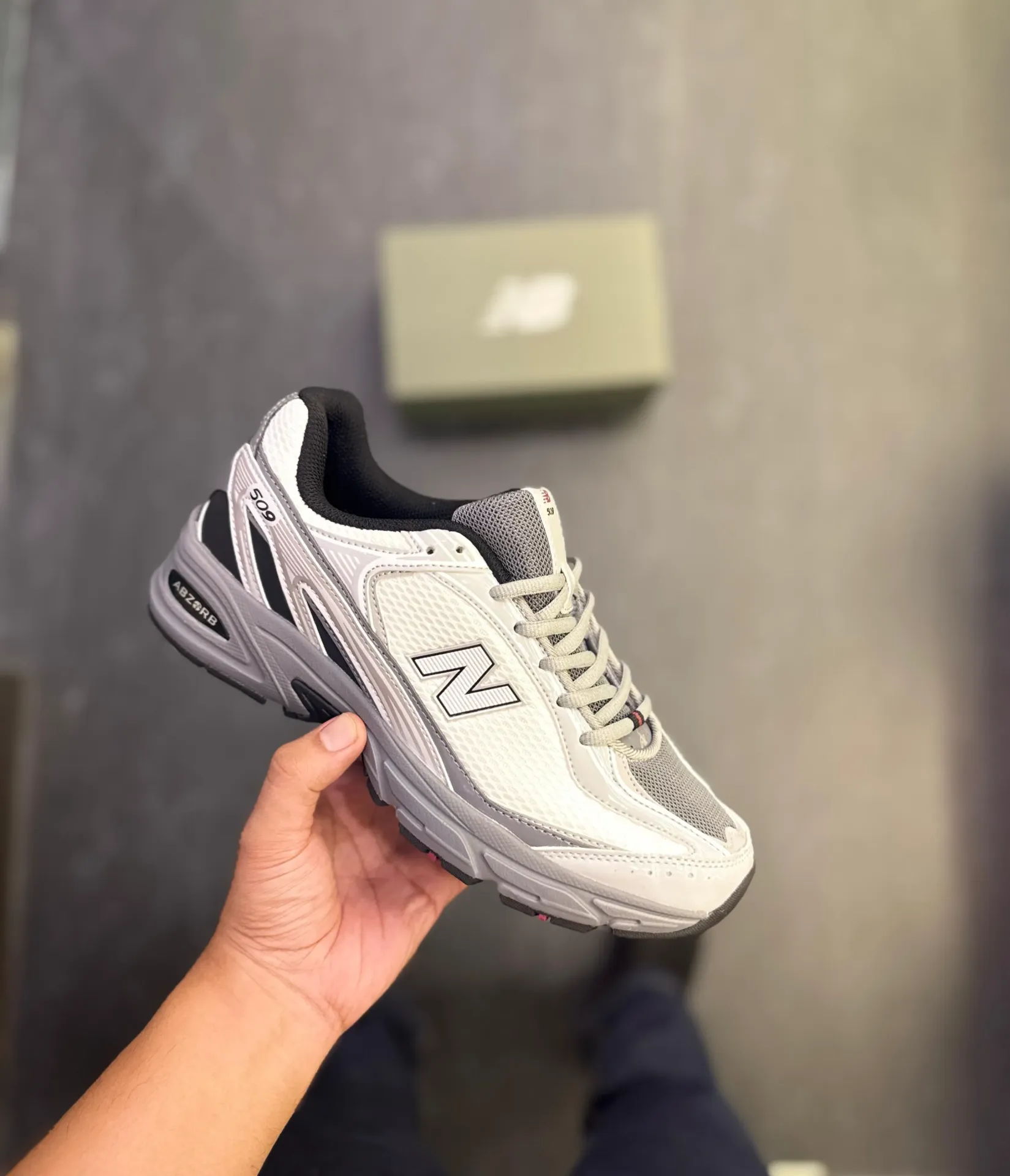 New Balance 509 grey