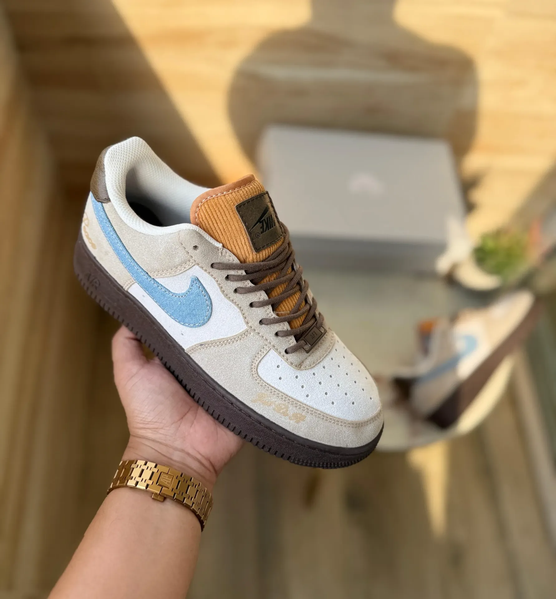 Nike air force one love and piece 
