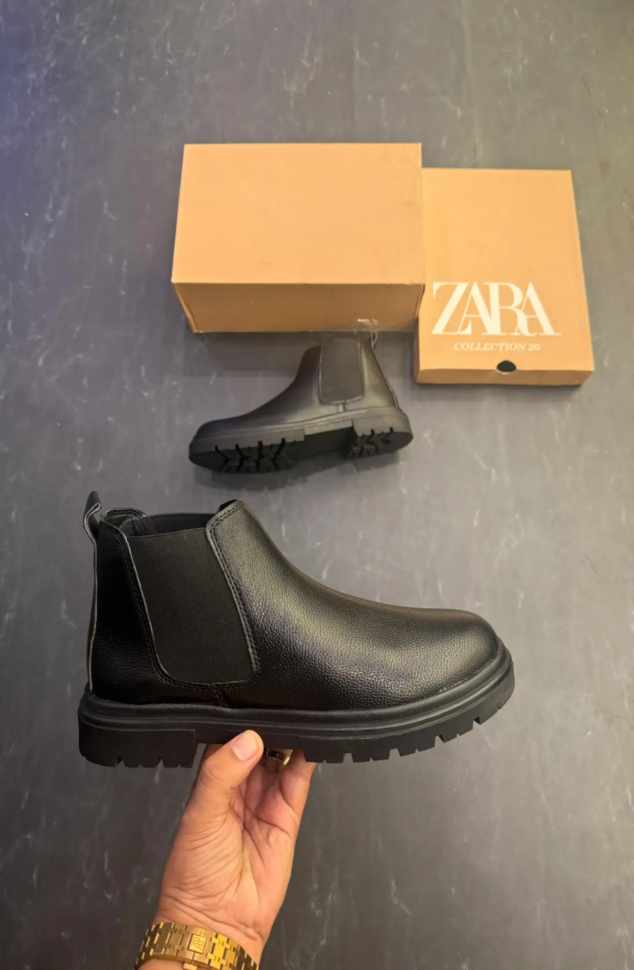 Zara Chunky chelsea boot black 